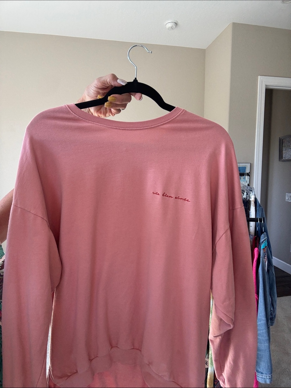 magnolia crew neck